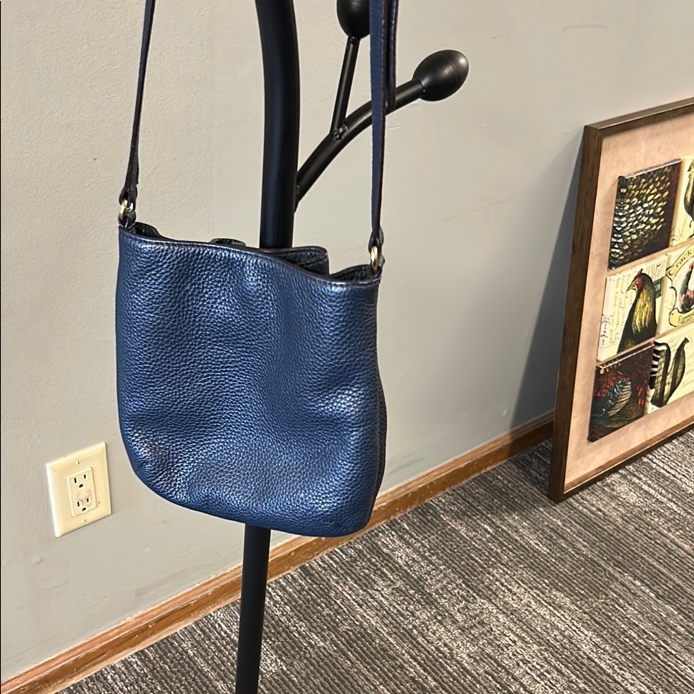 Michael Kors Navy Pebbled Leather Drawstring Crossbody with Gold MK Charm - Picture 3 of 11